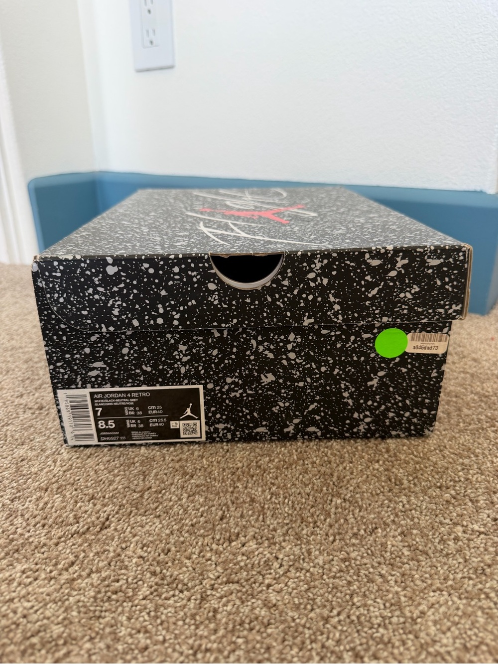 Air Jordan 4 Retro Shoe Box - Military Black